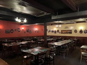 Willo Banquet Room with colored walls